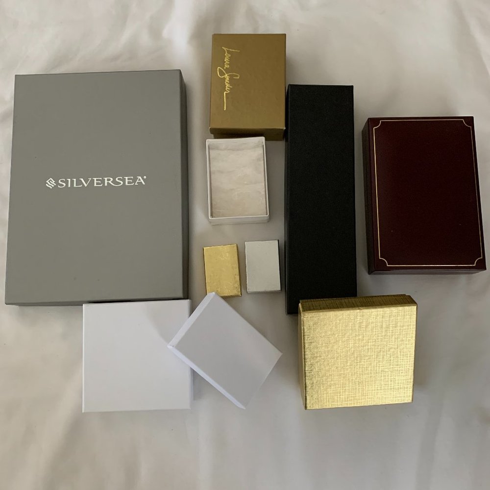 Mix of 10 Gift Boxes